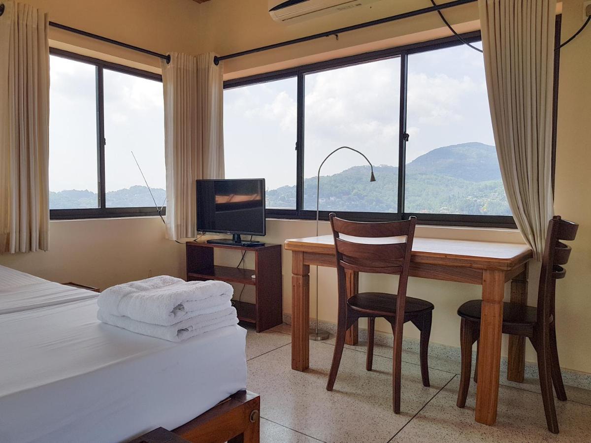 The Views Kandy - 360 Mountain View ภายนอก รูปภาพ