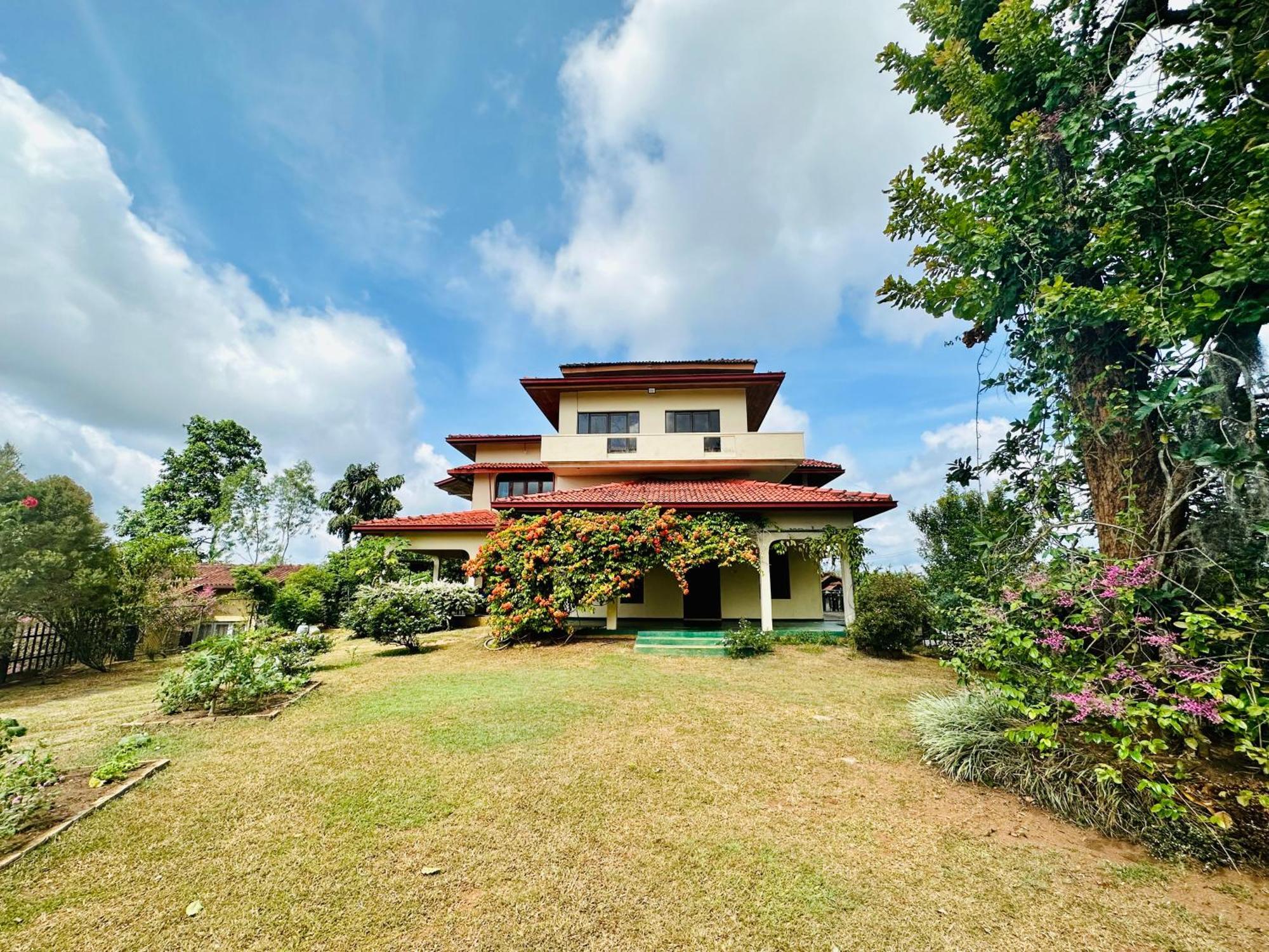 The Views Kandy - 360 Mountain View ภายนอก รูปภาพ