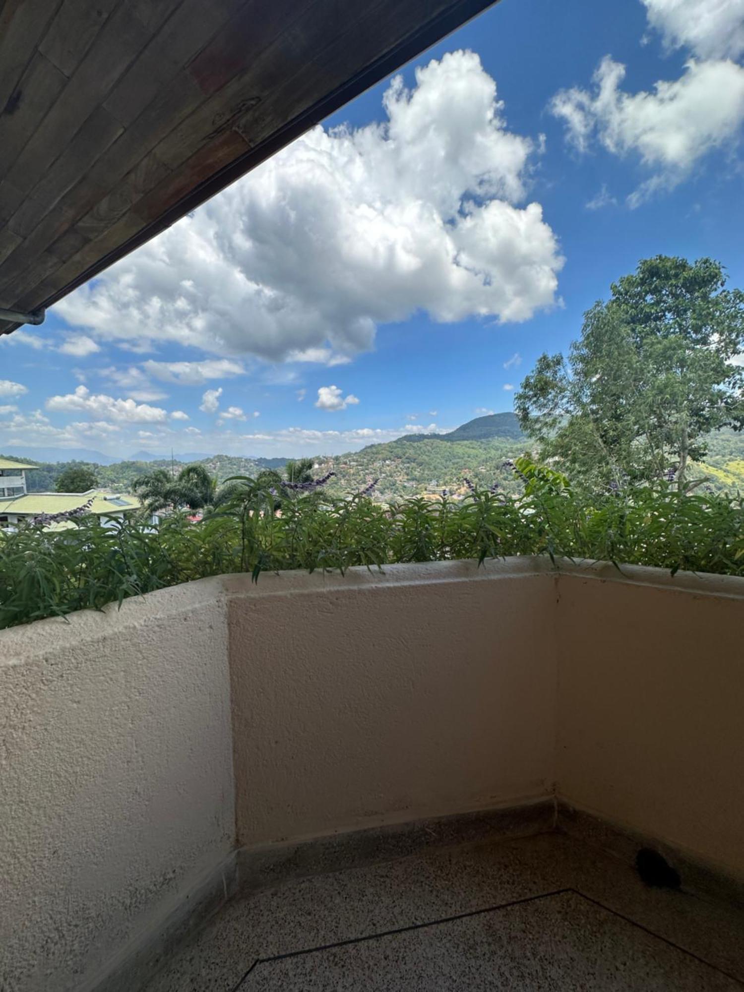 The Views Kandy - 360 Mountain View ภายนอก รูปภาพ