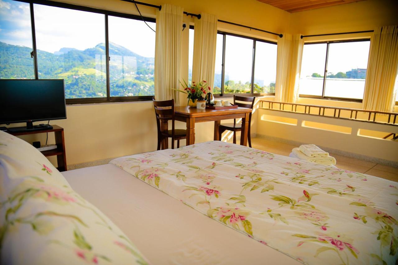 The Views Kandy - 360 Mountain View ภายนอก รูปภาพ